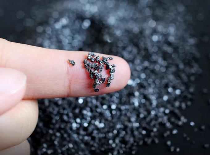 مسحوق سيك المقاوم للنيران 99 ٪ نقاء الكربورندوم الصخور الكربويد السيليكوني مسحوق مطحون 0