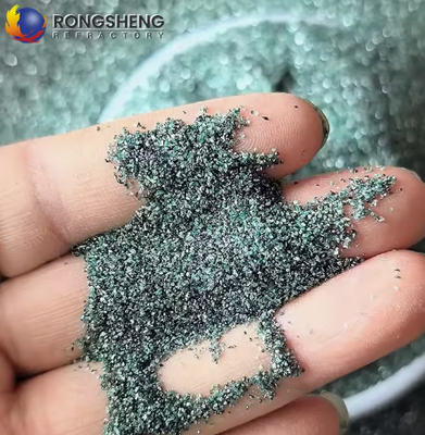 نقاء مرتفع RONGSHENG غبار كاربيد السيليكون الأخضر الرماد القطع 240# 360# F1200 القوة العالية 1900 السيراميك المقاوم للنيران