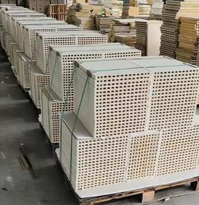 استقرار حراري عالي Cordierite Mullite رفوف المواقد للثياب من فرن السيراميك