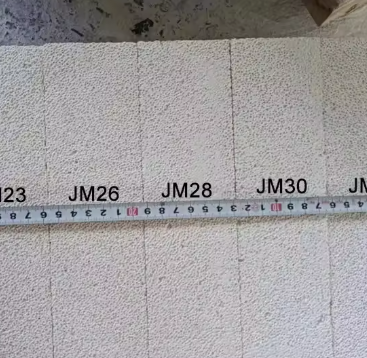 رونغشينغ Jm23 Jm26 Jm28 Jm30 الطوب الخفيف المقاوم للحرارة موليت العازل الطوب الحارض للفرن والغلادة