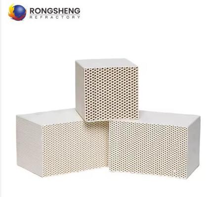 RTO/RCO الجودة العالية الألومينا/Cordierite/Mullite/Corundum honeycomb السيراميكي المونوليث للمحارق معالجة غازات النفايات VOCS